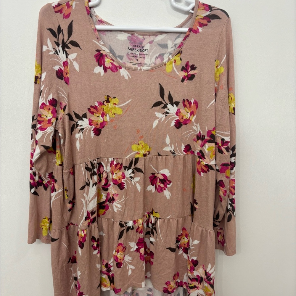3X Torrid Floral Tiered top contemporary soft